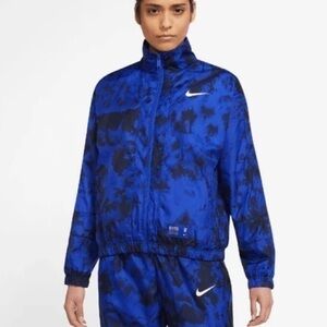 Nike Womens USA Storm-Fit Royal Graphic Jacket size medium